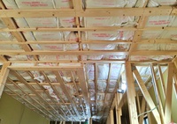 天井断熱材施工